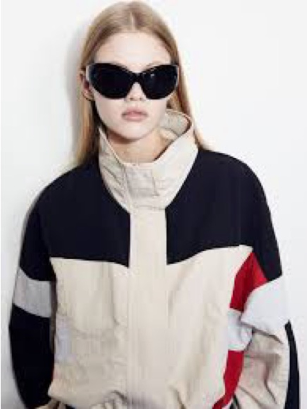 H&M Colorblock High-Neck Windbreaker Jacket - Beige/Black/Red